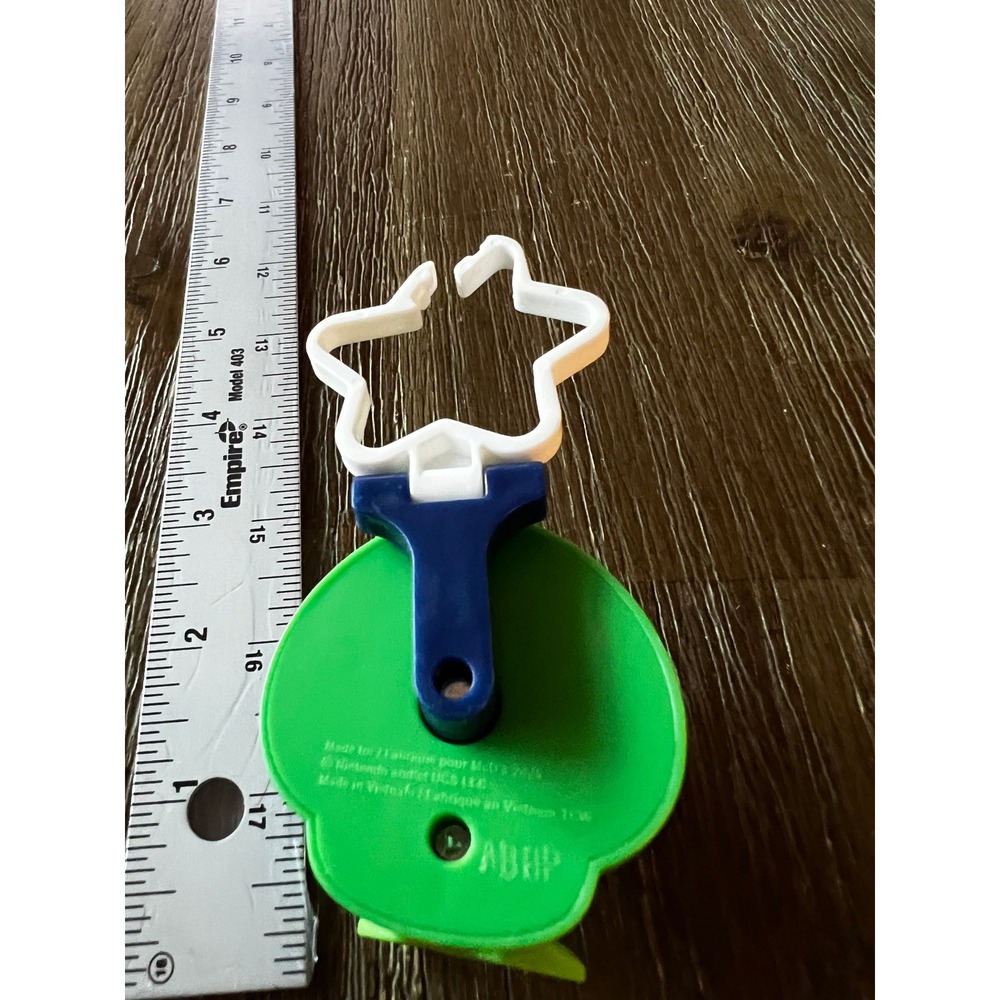 Nintendo Luigi Frog Suit McDonalds Happy Meal Toy Star Clip 2025 Super Mario - Picture 4 of 4
